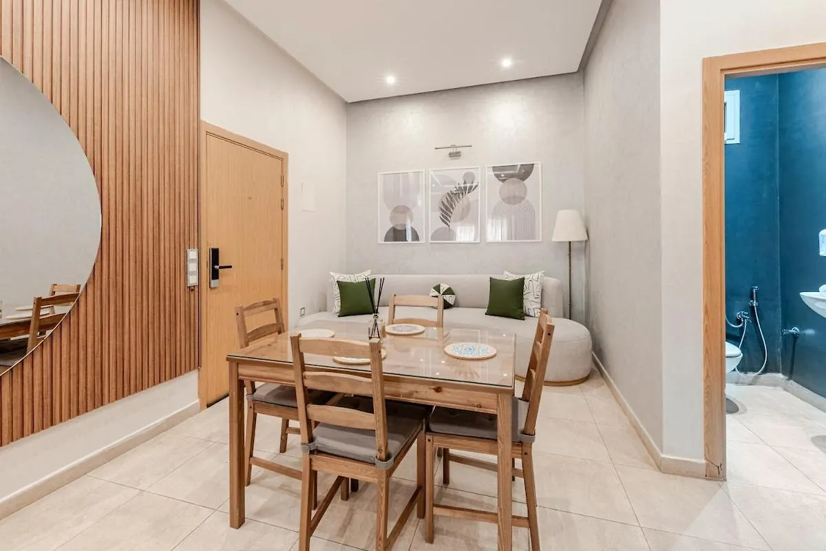 Residence Calme Proche Medina Et Koutoubia マラケシュ アパート
