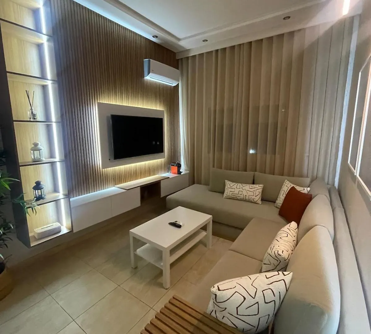 Residence Calme Proche Medina Et Koutoubia マラケシュ アパート